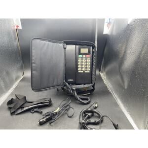 Vintage UNIDEN CP1700 Mobile Car Bag Phone. For Parts / Not Tested.